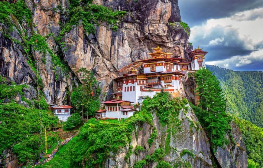 Bhutan Land of the Thunder Dragon